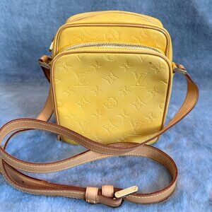 Louis Vuitton Monogram Vernis Wooster Shoulder Bag